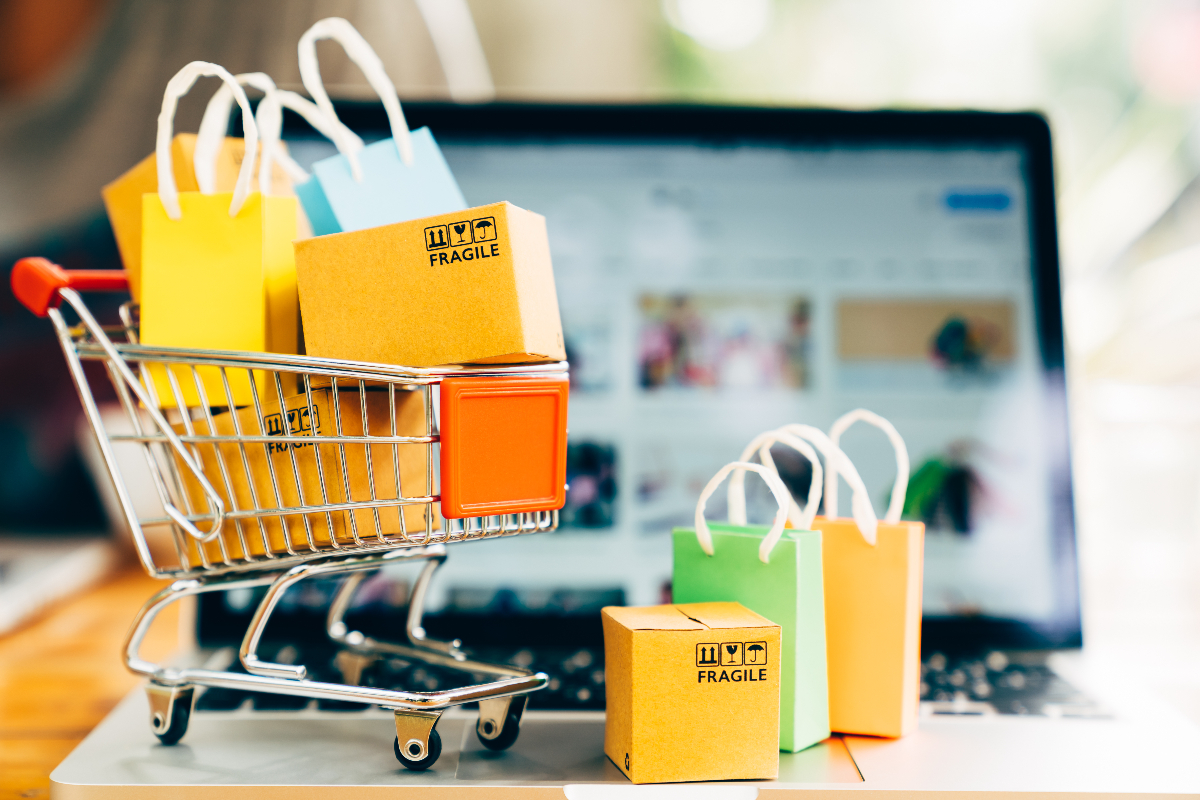 Online Shopping Tips to Buy Everything That You Like on a Budget - Nerdynaut